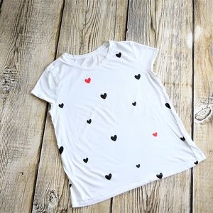EUC GAP HEART FAVORITE TEE
